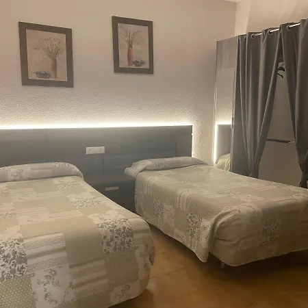 Guest house Costa Azul 2*