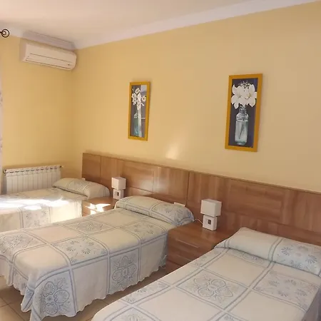 Guest house Costa Azul 2*